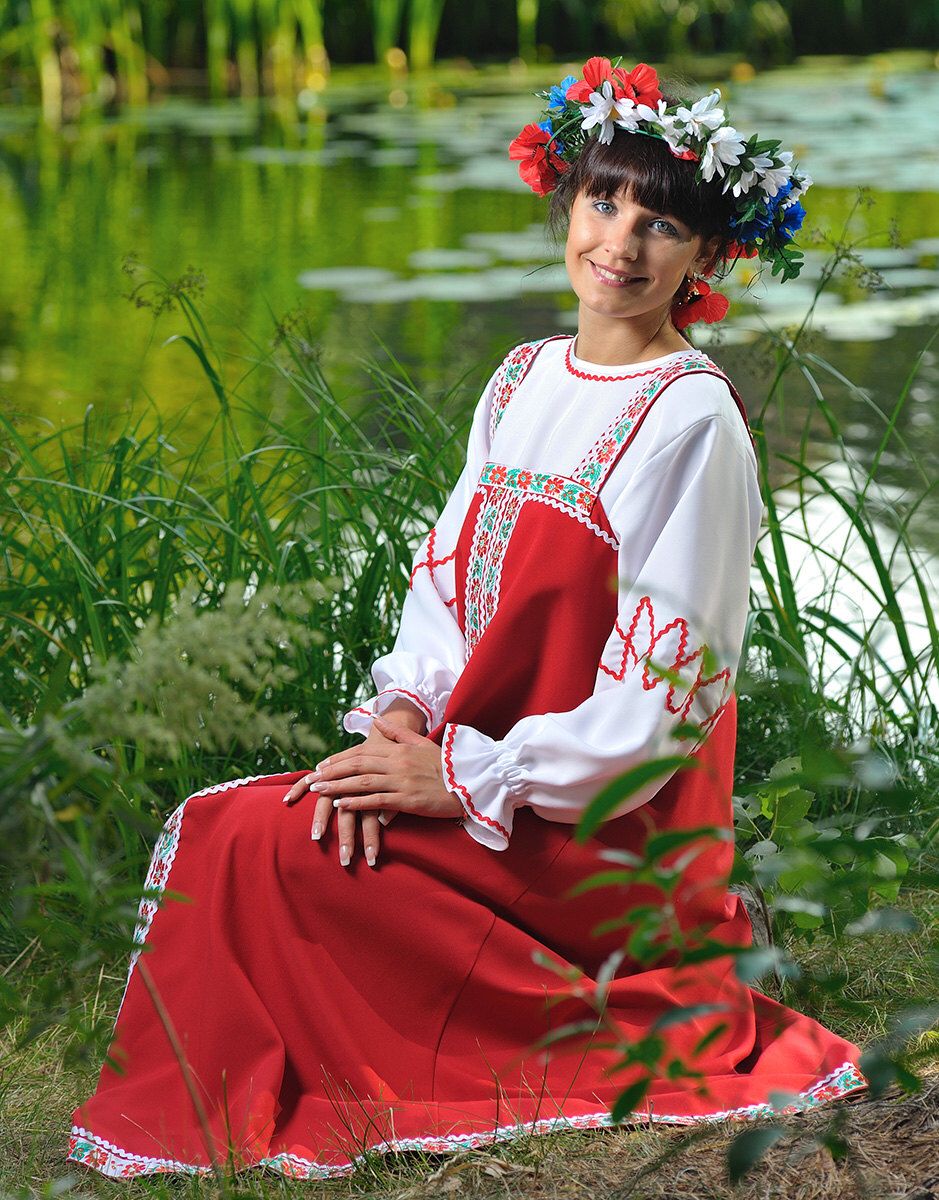 Beautiful girl Girls in Slavic costumes in Xian